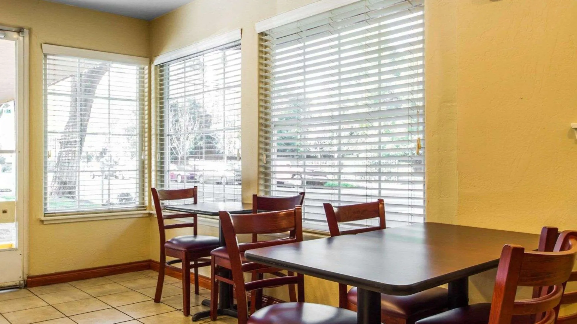 Econo Lodge Sacramento Convention Center United States