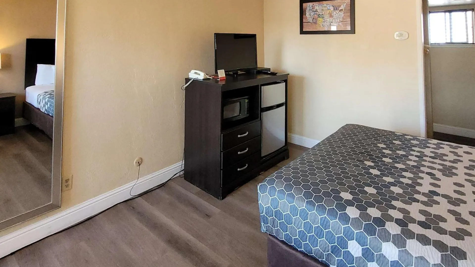 Econo Lodge Sacramento Convention Center 0*,  United States