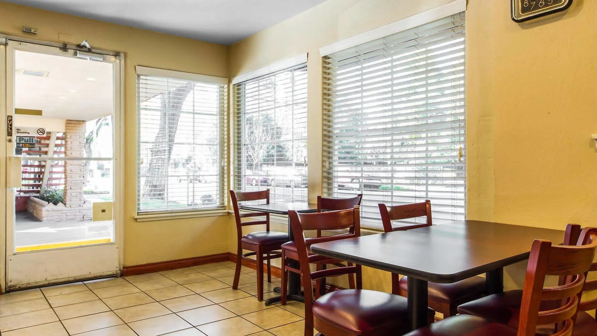 Econo Lodge Sacramento Convention Center 0*,  United States
